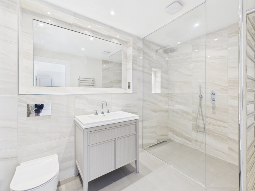 Images for Beaconsfield EAID:2640919782 BID:BEL