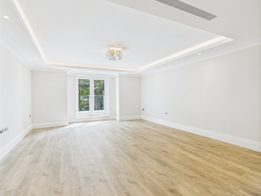Images for Beaconsfield EAID:2640919782 BID:BEL