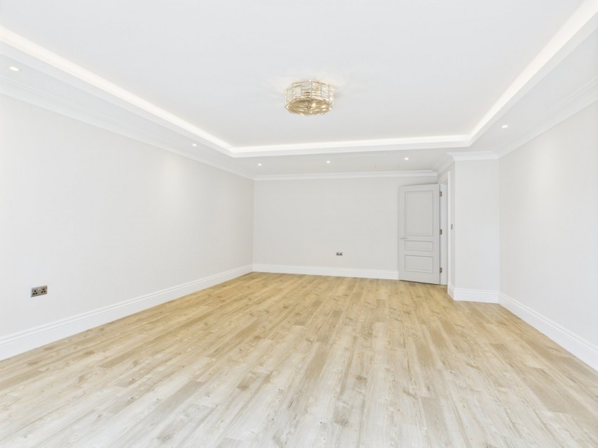 Images for Beaconsfield EAID:2640919782 BID:BEL