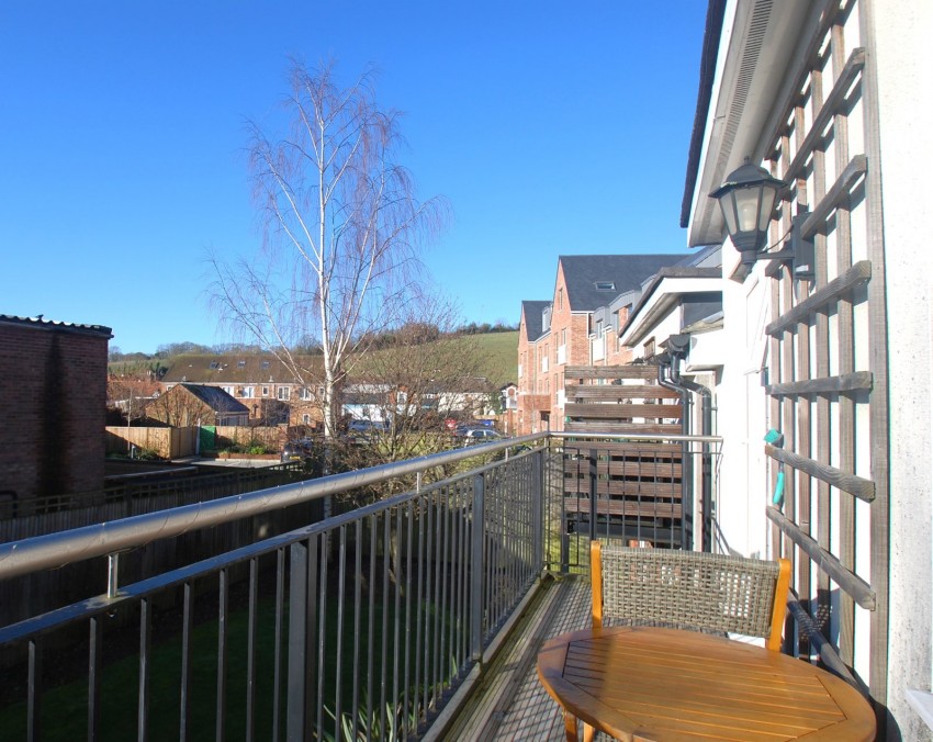 Images for Wooburn Green, High Wycombe, Buckinghamshire EAID:2640919782 BID:BEL