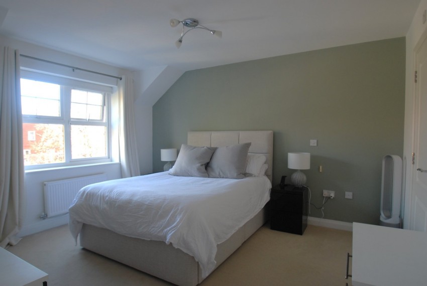 Images for Wooburn Green, High Wycombe, Buckinghamshire EAID:2640919782 BID:BEL