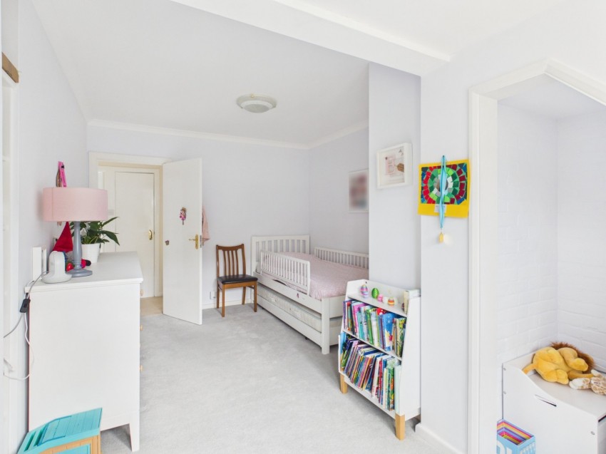 Images for Beaconsfield EAID:2640919782 BID:BEL