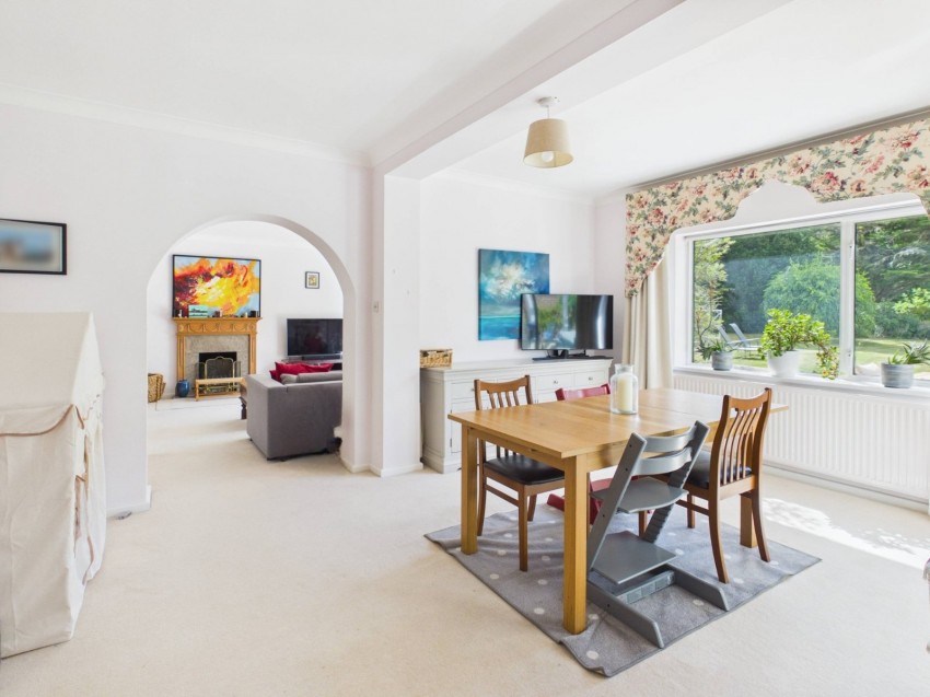 Images for Beaconsfield EAID:2640919782 BID:BEL