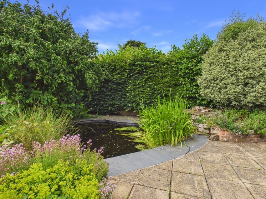 Images for Beaconsfield EAID:2640919782 BID:BEL