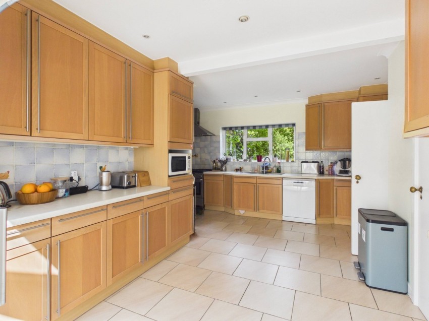 Images for Beaconsfield EAID:2640919782 BID:BEL