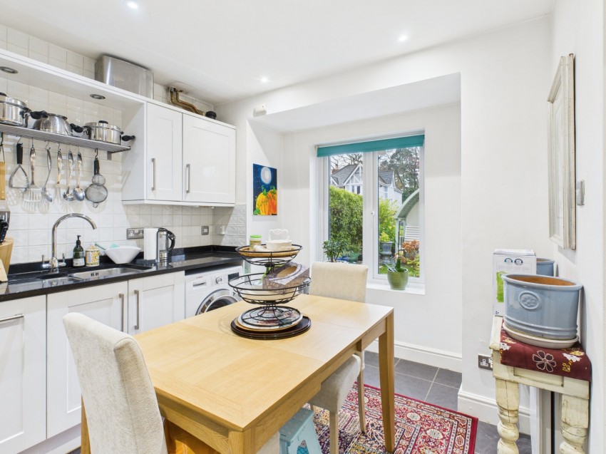 Images for Beaconsfield EAID:2640919782 BID:BEL