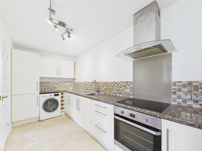 Images for Blackpond Lane, Farnham Royal, Bucks EAID:2640919782 BID:BUL