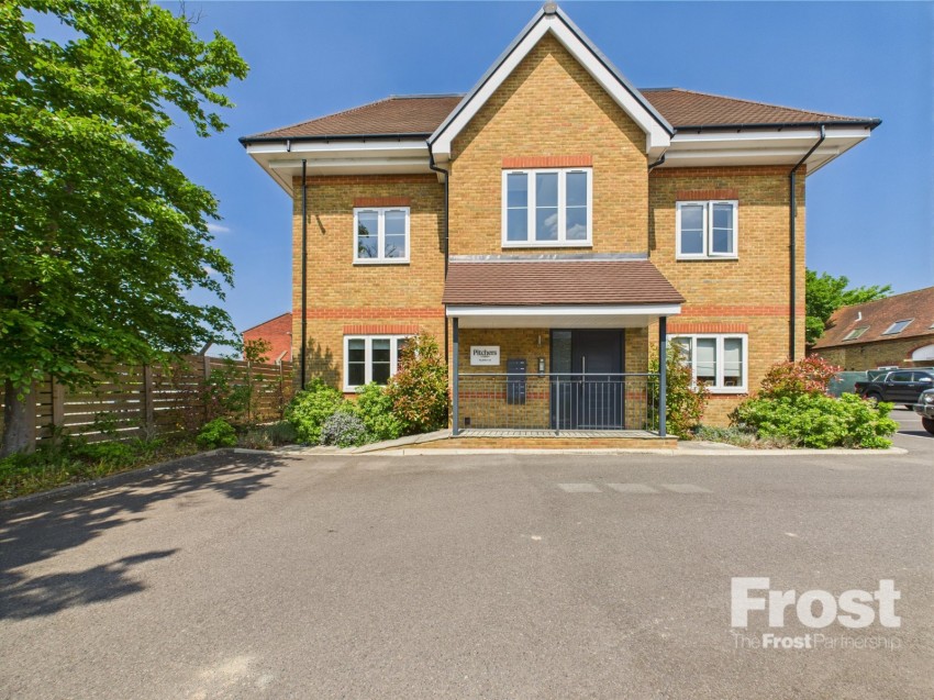Images for Summers Road, Burnham, Buckinghamshire EAID:2640919782 BID:BUL