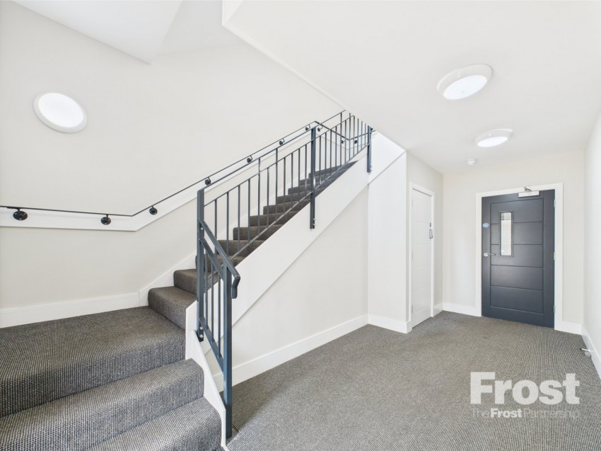 Images for Summers Road, Burnham, Buckinghamshire EAID:2640919782 BID:BUL