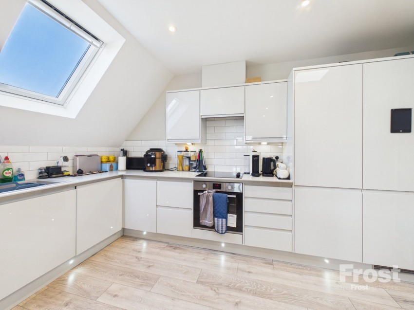 Images for Summers Road, Burnham, Buckinghamshire EAID:2640919782 BID:BUL