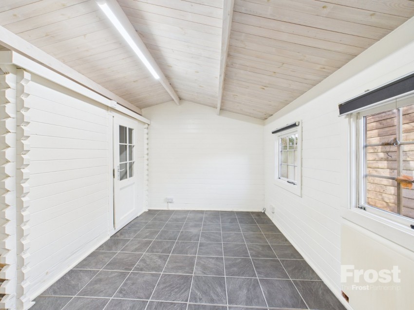 Images for Oak Stubbs Lane, Dorney Reach, Berkshire EAID:2640919782 BID:BUL