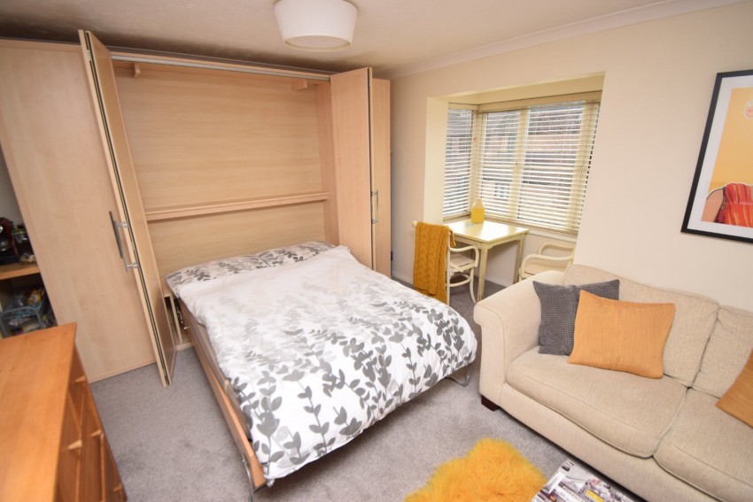 Images for Taplow, Maidenhead EAID:2640919782 BID:BUL