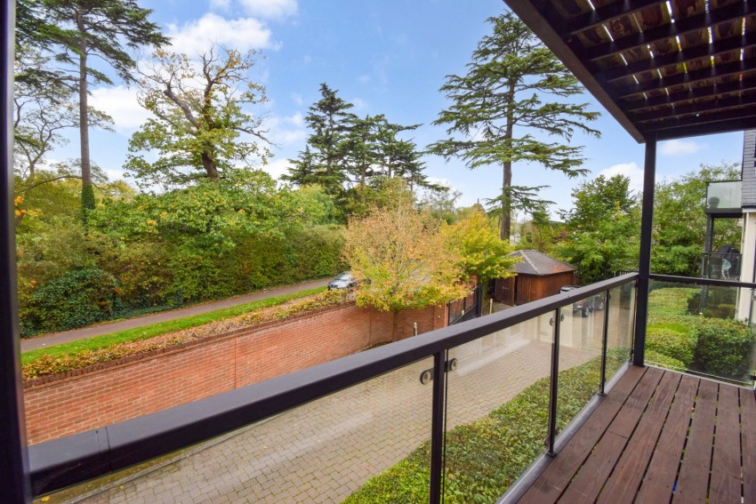 Images for Burnham, Buckinghamshire EAID:2640919782 BID:BUL