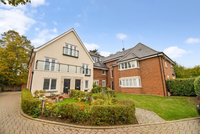 Images for Burnham, Buckinghamshire EAID:2640919782 BID:BUL