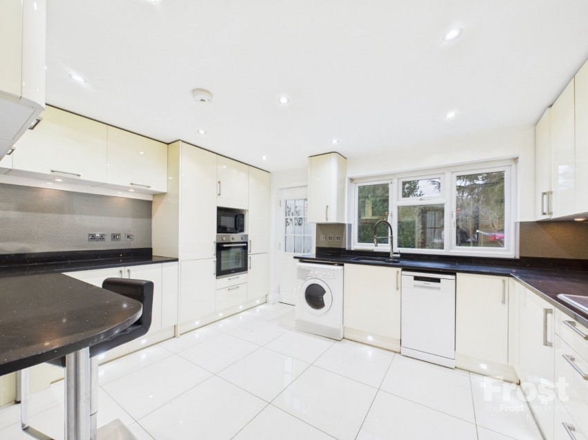 Images for Burnham, Buckinghamshire EAID:2640919782 BID:BUL