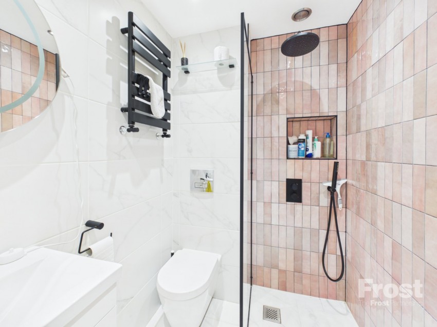 Images for Burnham, Slough, Buckinghamshire EAID:2640919782 BID:BUL