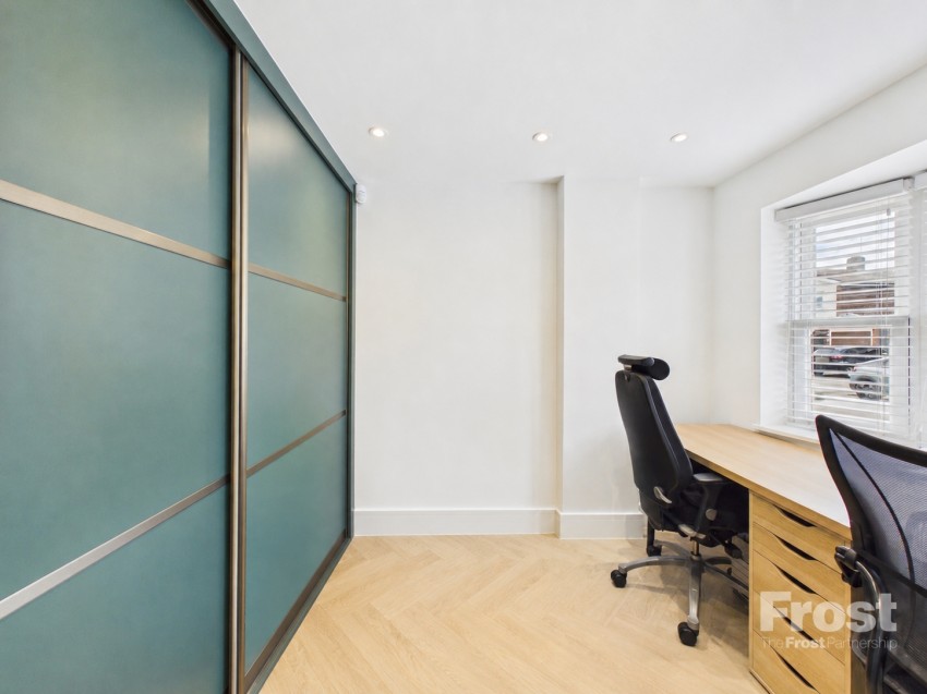 Images for Burnham, Slough, Buckinghamshire EAID:2640919782 BID:BUL