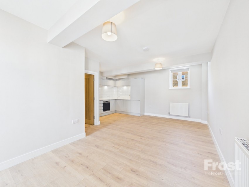 Images for High Street, 73A High Street, Burnham EAID:2640919782 BID:BUL