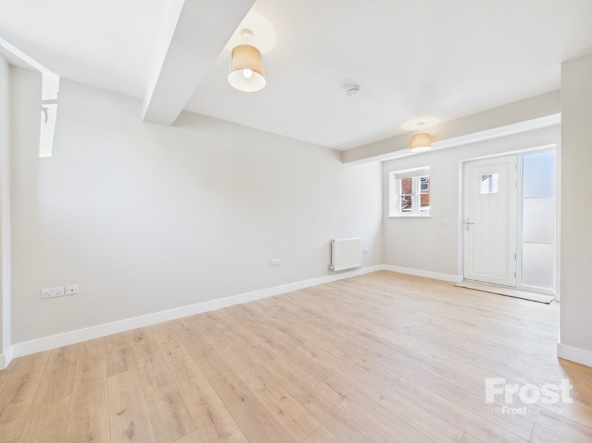 Images for High Street, 73A High Street, Burnham EAID:2640919782 BID:BUL