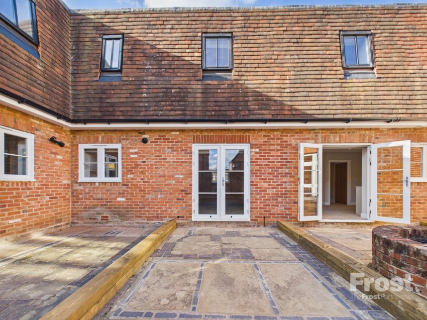 Images for High Street, 73a High Street, Burnham EAID:2640919782 BID:BUL