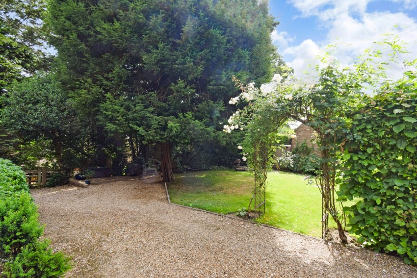 Images for Hitcham House, Hitcham Lane, Buckinghamshire EAID:2640919782 BID:BUR
