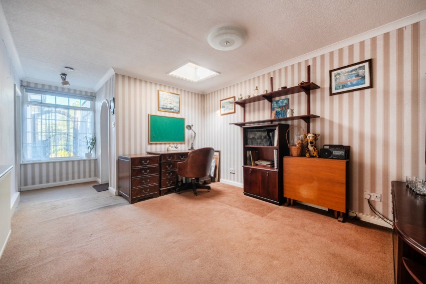 Images for Burnham EAID:2640919782 BID:BUR