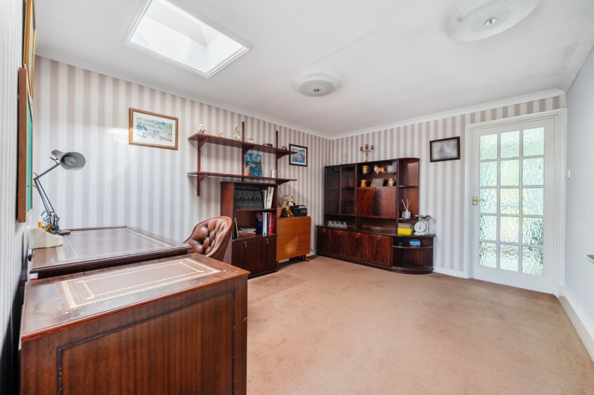 Images for Burnham EAID:2640919782 BID:BUR