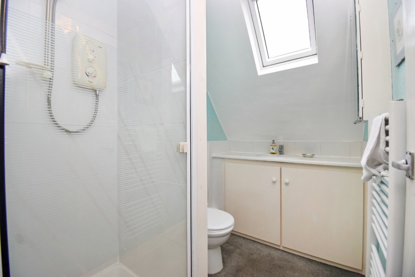 Images for Near Burnham EAID:2640919782 BID:BUR