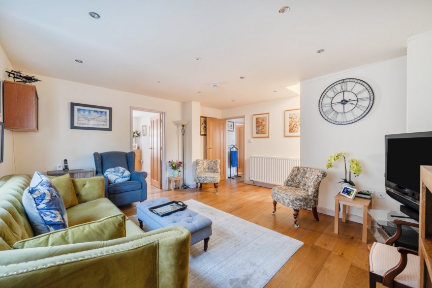 Images for Burnham, Buckinghamshire EAID:2640919782 BID:BUR