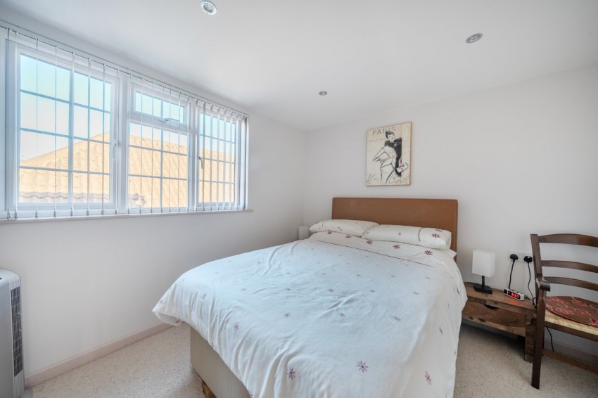 Images for Burnham, Buckinghamshire EAID:2640919782 BID:BUR