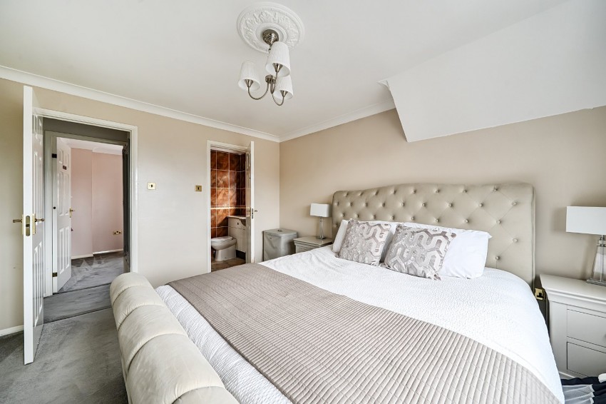 Images for Near Burnham, Slough, Buckinghamshire EAID:2640919782 BID:BUR