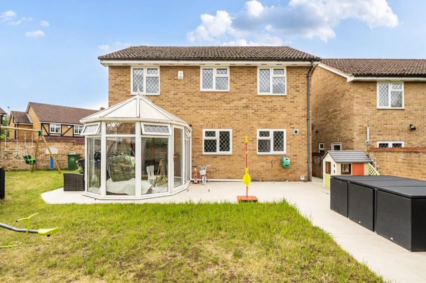 Images for Near Burnham, Slough, Buckinghamshire EAID:2640919782 BID:BUR