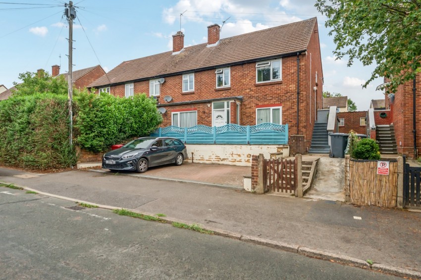 Images for Near Burnham, Berkshire EAID:2640919782 BID:BUR