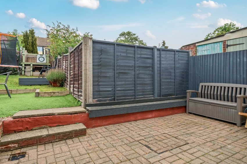 Images for Near Burnham, Berkshire EAID:2640919782 BID:BUR