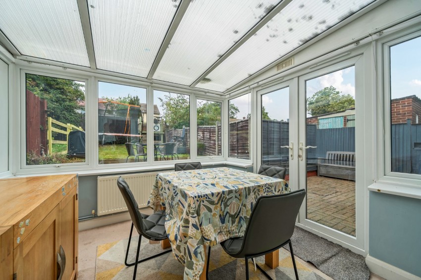 Images for Near Burnham, Berkshire EAID:2640919782 BID:BUR