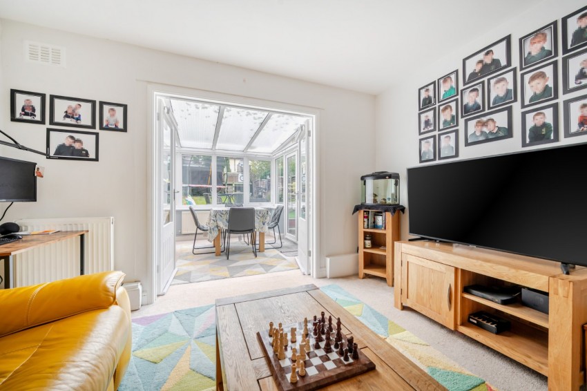 Images for Near Burnham, Berkshire EAID:2640919782 BID:BUR