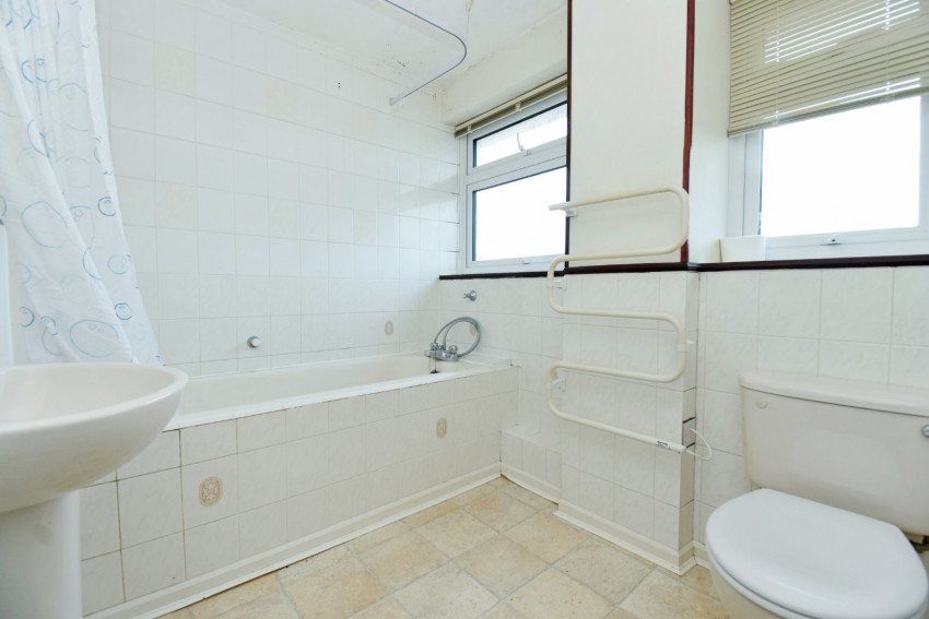 Images for Burnham EAID:2640919782 BID:BUR