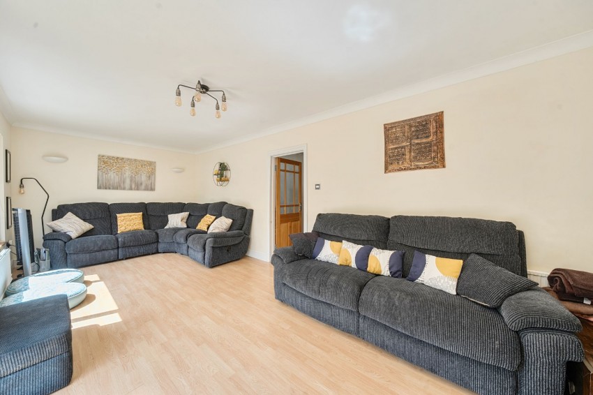 Images for Cippenham, Berkshire EAID:2640919782 BID:BUR