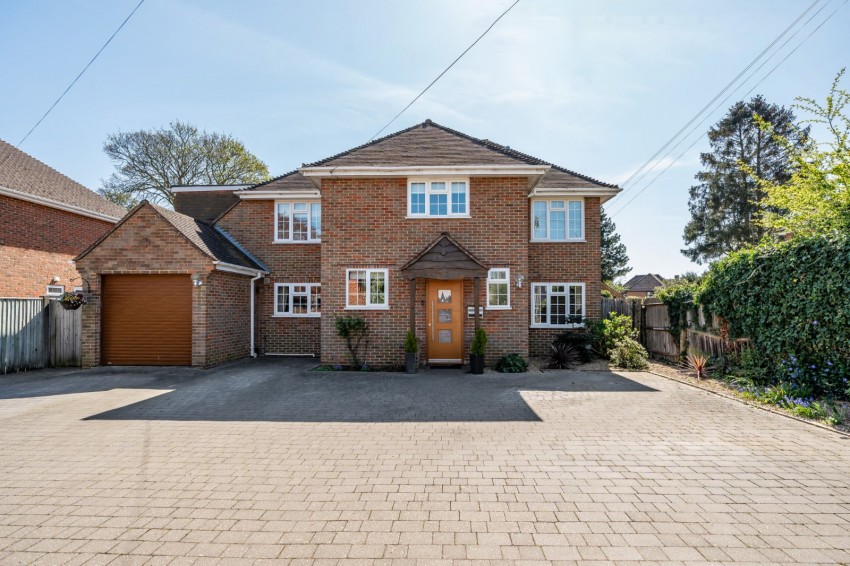 Images for Burnham, Slough EAID:2640919782 BID:BUR