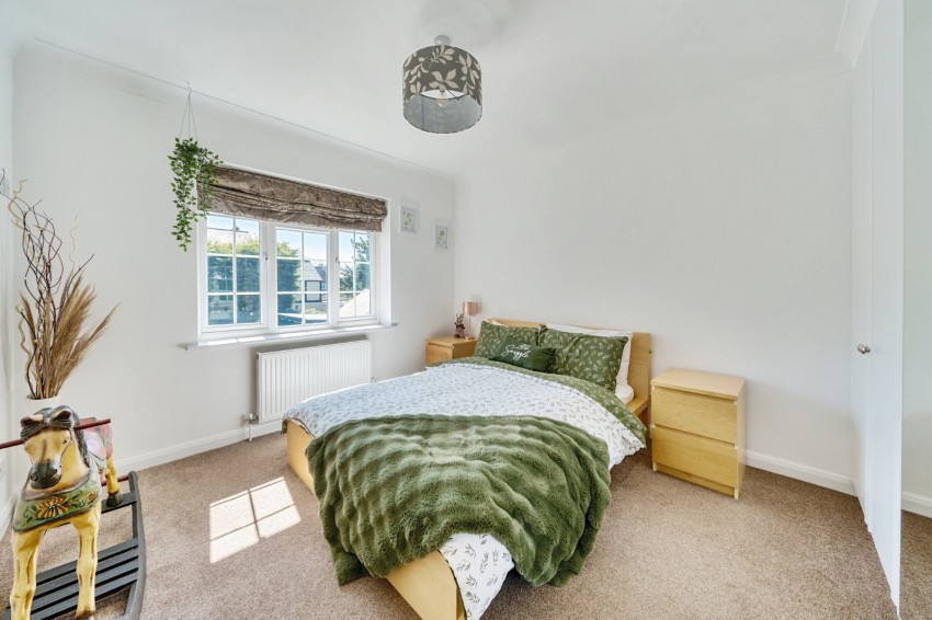 Images for Burnham, Slough EAID:2640919782 BID:BUR