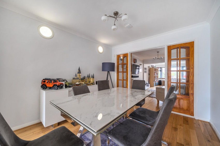 Images for Taplow, Maidenhead, Buckinghamshire EAID:2640919782 BID:BUR