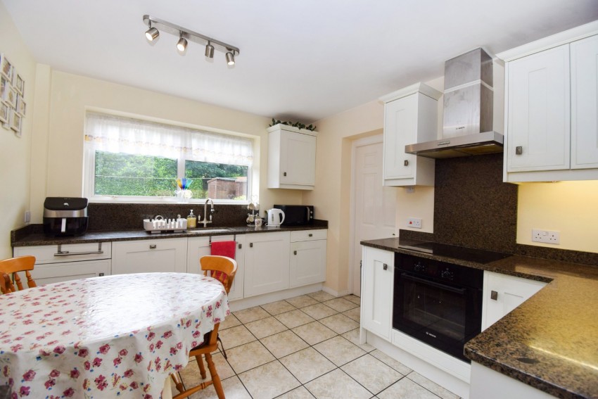 Images for Burnham, Buckinghamshire EAID:2640919782 BID:BUR