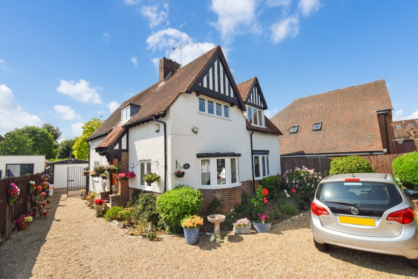 Images for Taplow, Maidenhead, Buckinghamshire EAID:2640919782 BID:BUR