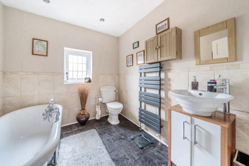 Images for Taplow, Maidenhead, Buckinghamshire EAID:2640919782 BID:BUR