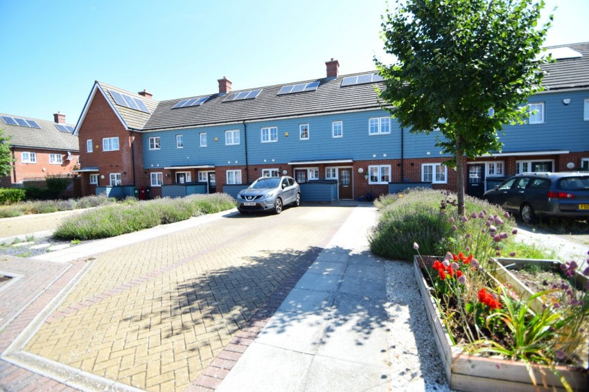 Images for Slough, Berkshire EAID:2640919782 BID:SLO