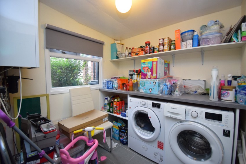 Images for Near Burnham, Berkshire EAID:2640919782 BID:BUR