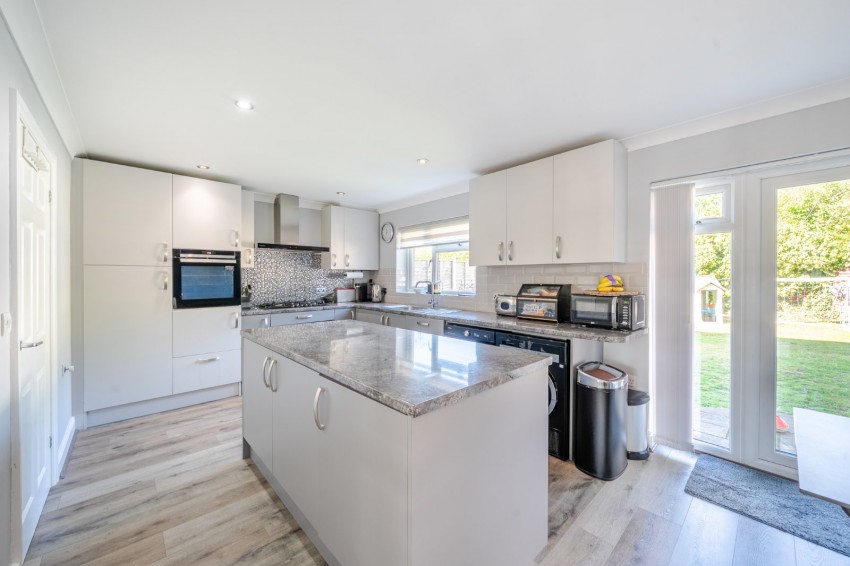 Images for Slough, Berkshire EAID:2640919782 BID:BUR