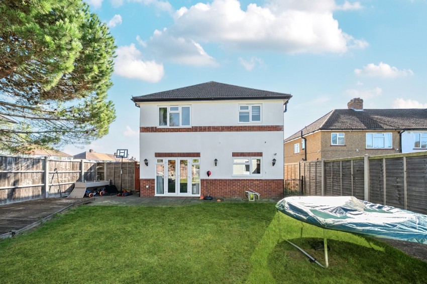 Images for Slough, Berkshire EAID:2640919782 BID:BUR