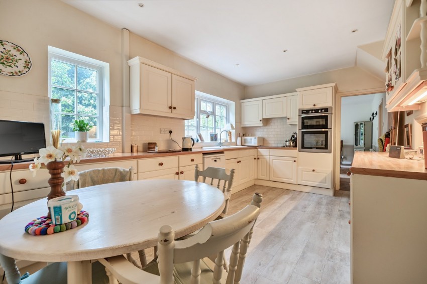 Images for Taplow, Buckinghamshire EAID:2640919782 BID:BUR