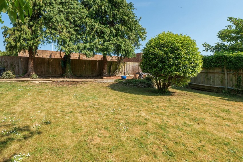 Images for Hitcham Grange, Hill Farm Road, Taplow, Buckinghamshire EAID:2640919782 BID:BUR